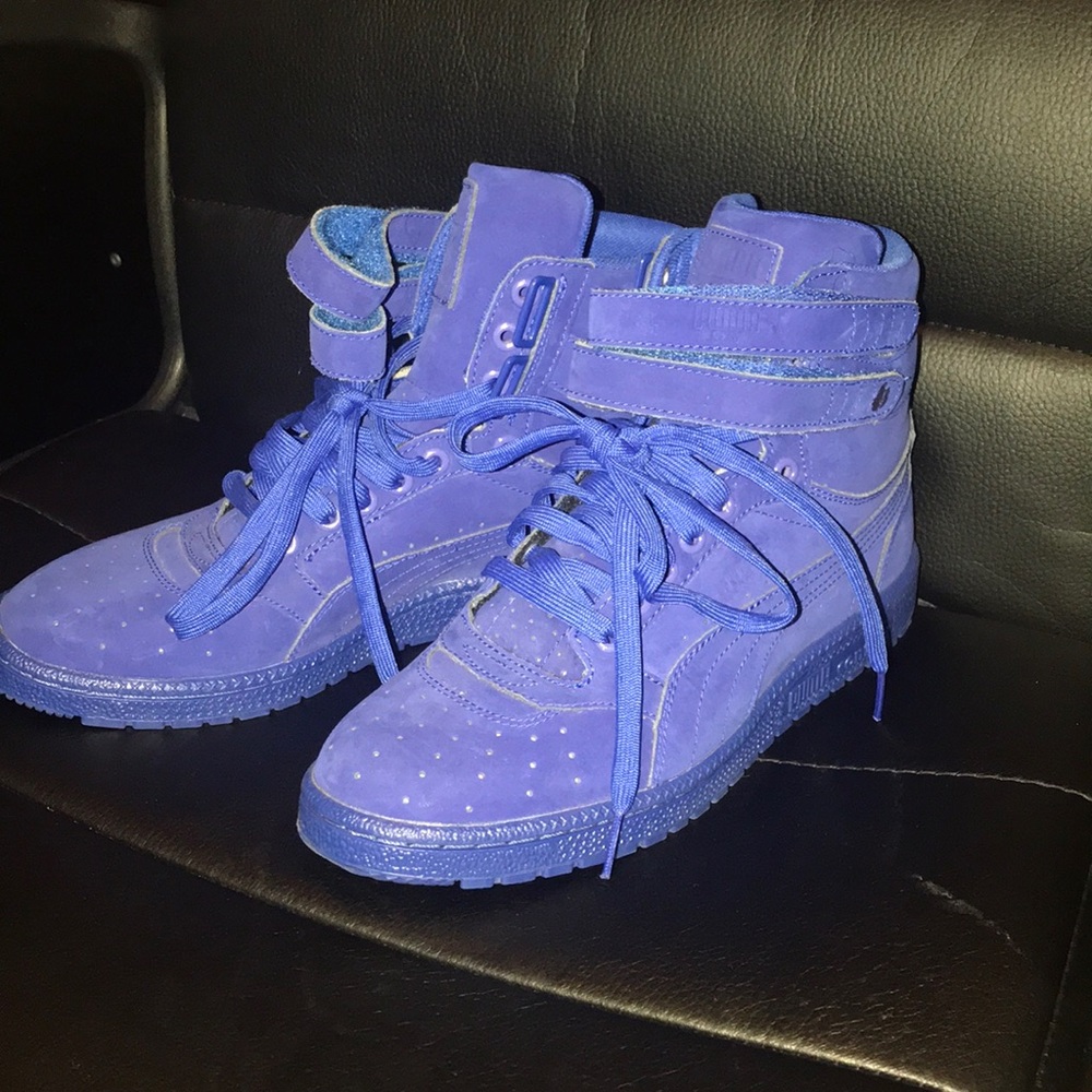 Blue Puma Sneakers